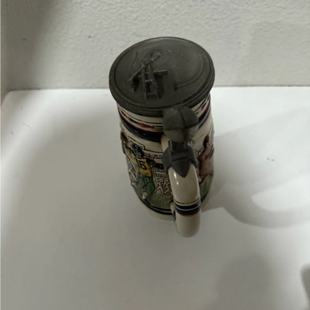 AVON 1983  GREAT AMERICAN FOOTBALL Decades LIDDED Beer Stein mug